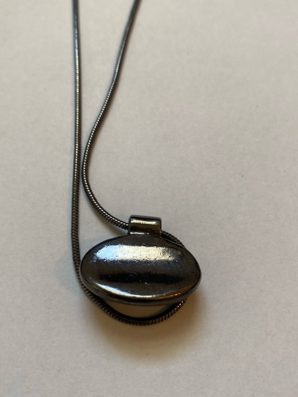 Gun metal Necklace with Blue Oval Pendant - Women Jewelry - Picture 4 of 7